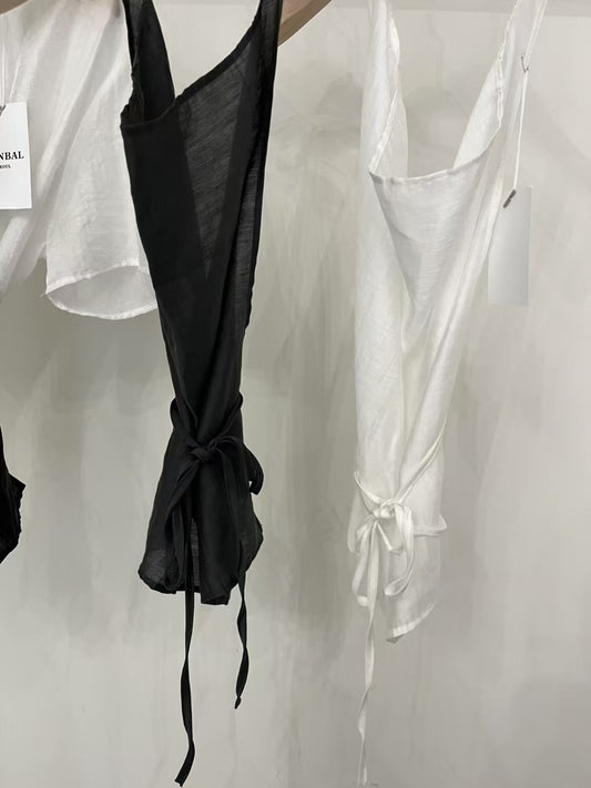 掛脖造型薄款短袖真兩件套裝(上衣)