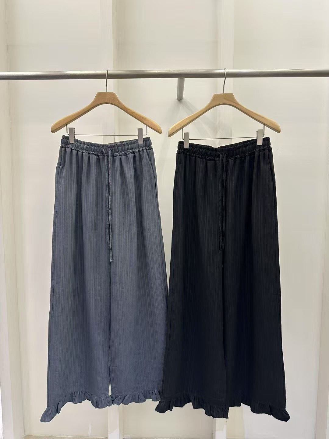 下擺荷葉邊鬆緊腰長褲