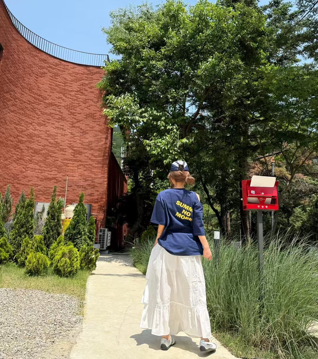 必收SUMMER露肩寬鬆造型T