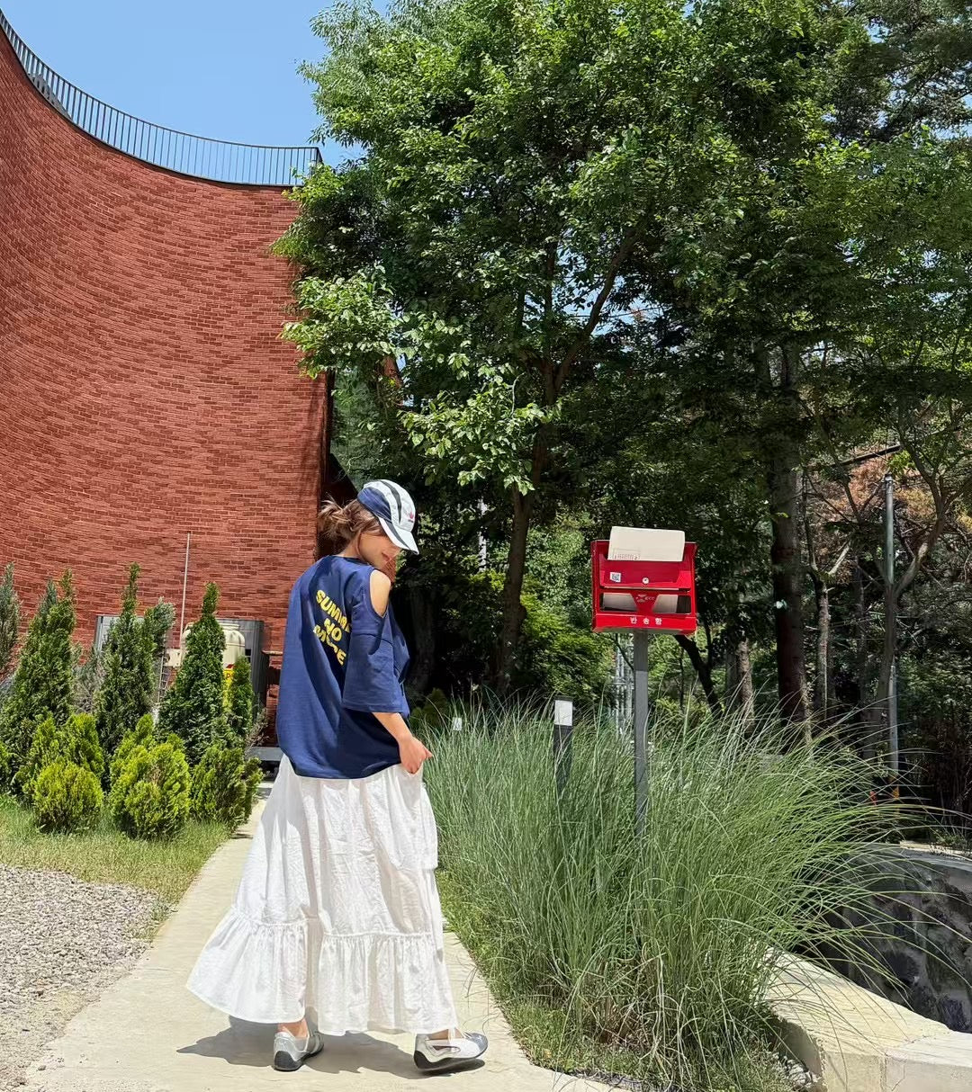 必收SUMMER露肩寬鬆造型T