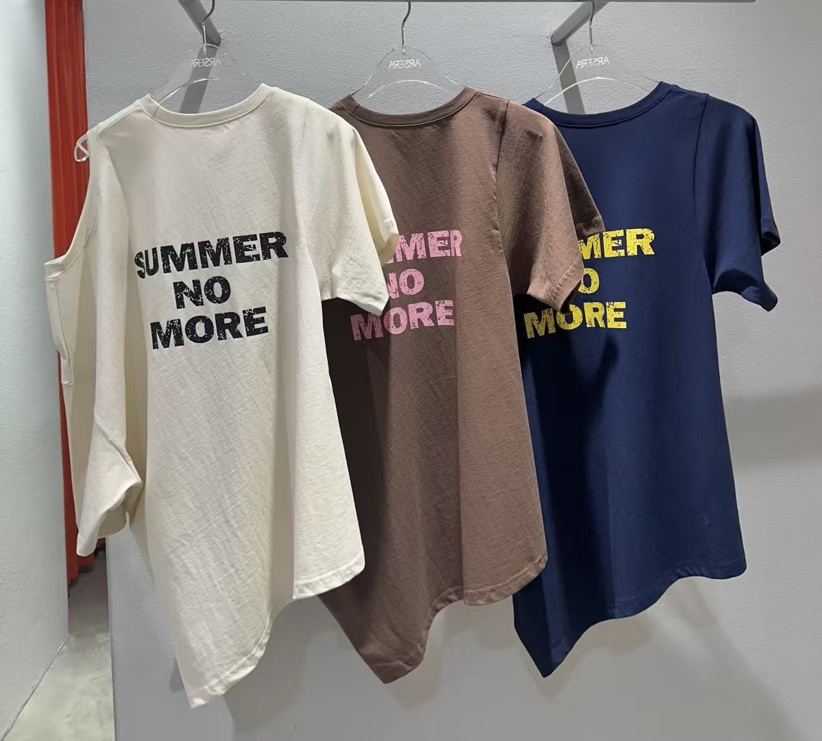 必收SUMMER露肩寬鬆造型T